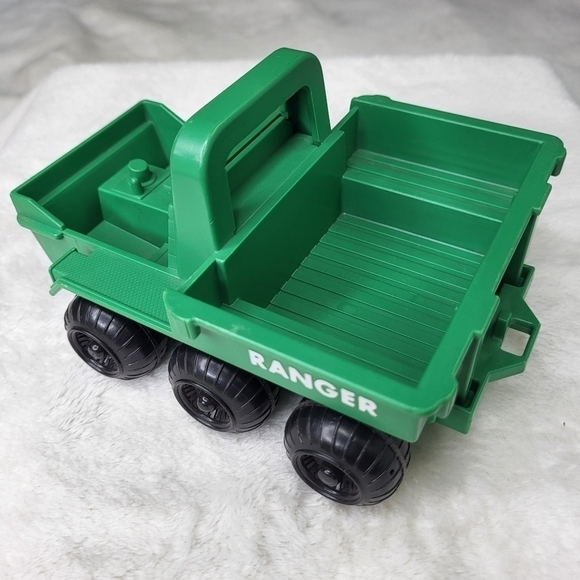 Fisher Price Adventure People Toys. 1976. Nurse, Park Ranger, Dog... - Picture 5 of 9